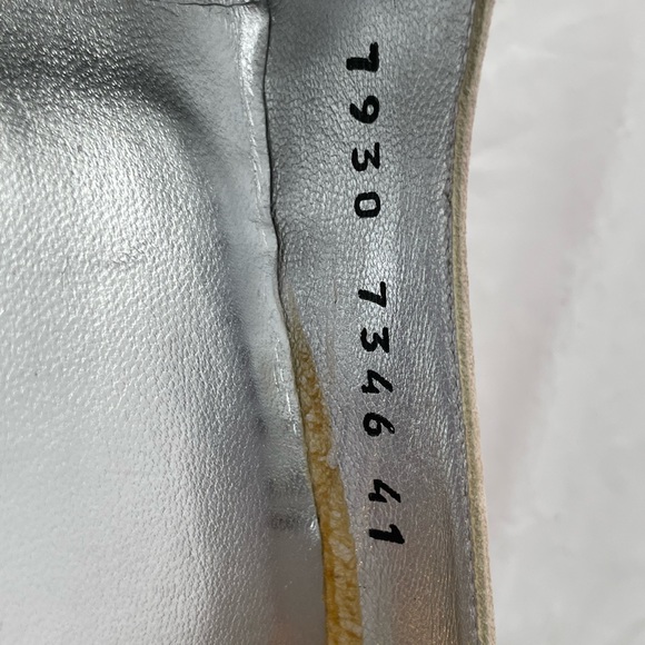 Dolce and Gabbana heels, pink suede and black patent; size 41 w/ 4” heel. - Picture 12 of 13